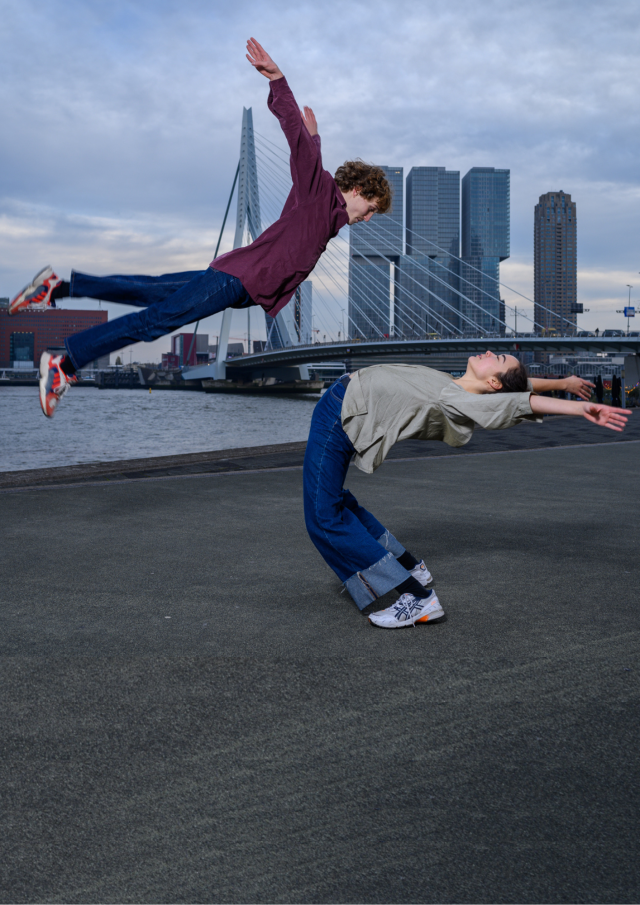 talent_on_the_move_fotograaf_2324_staand.png