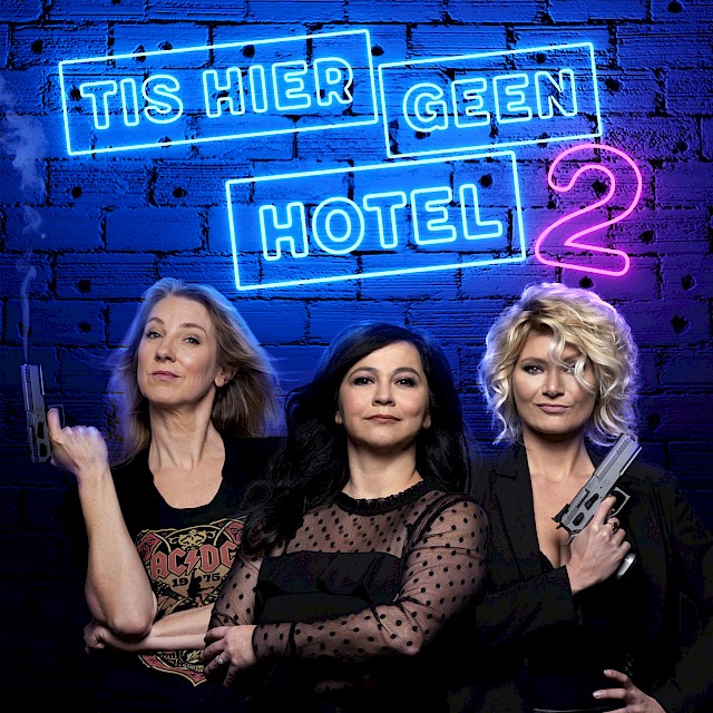 tis_hier_geen_hotel_2_fotograaf_govert_de_roos_2324_vierkant.jpg