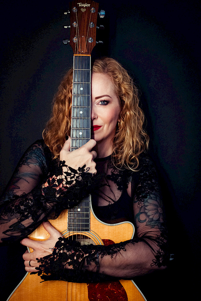 kik_-_anneke_van_giersbergen_-_the_irish_road_trip_-_foto_alessandra_tolc.jpg