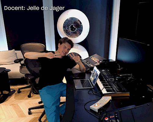 Electronic Music Production (beginner)