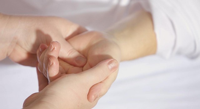 handmassage.jpg